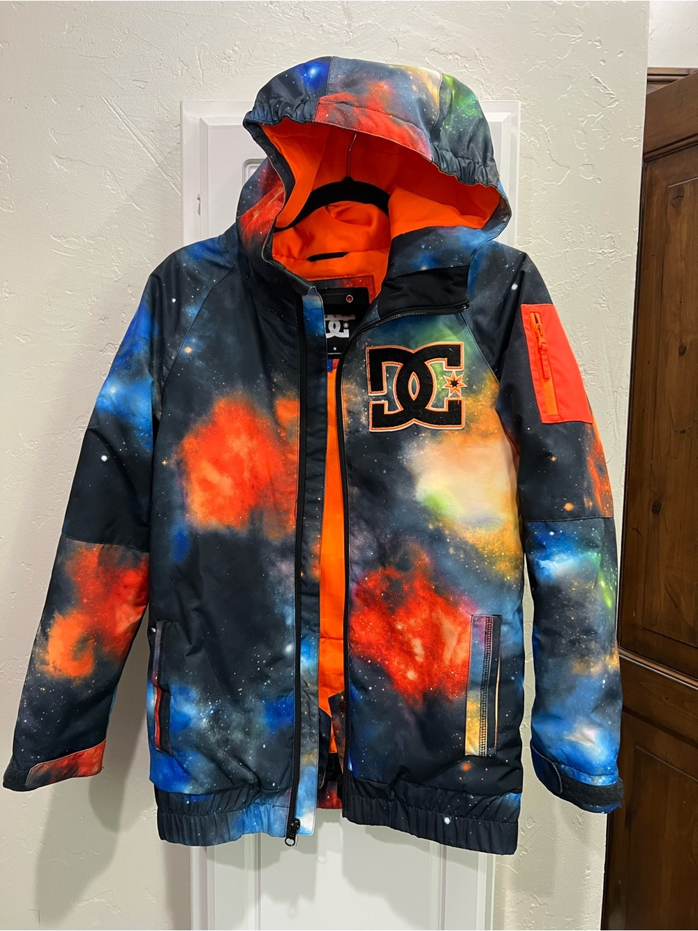 DC Boys Galaxy-Print Hooded Active winter wear jacket